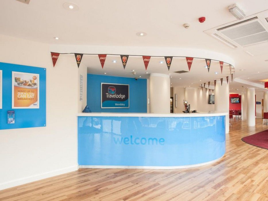 Travelodge London Wembley Exterior photo